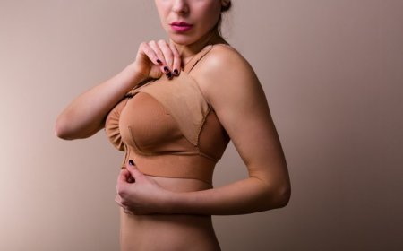 Comparing Clinic Facilities of the Best Breast Augmentation Surgeons in Dubai