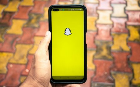 How Snapchat Moons Are Revolutionizing Social Media in 202