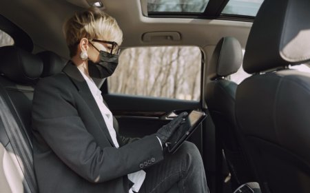 Why a Chauffeur Is the Best Option for Heathrow to London City Transfers