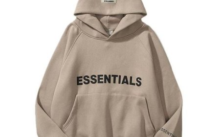 Essential Hoodie: Elevate Your Casual Wear Game