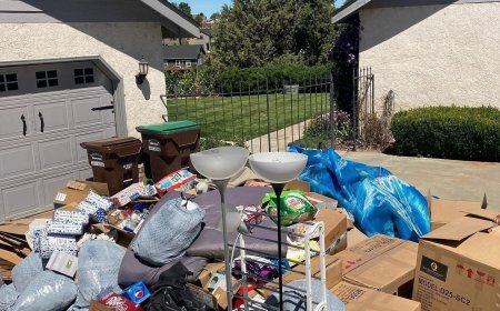 Moving Out or Cleaning Up? We Make Junk Disappear