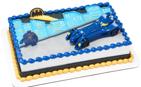 Can I Get a Superhero Cake Designed for My Child’s Birthday?