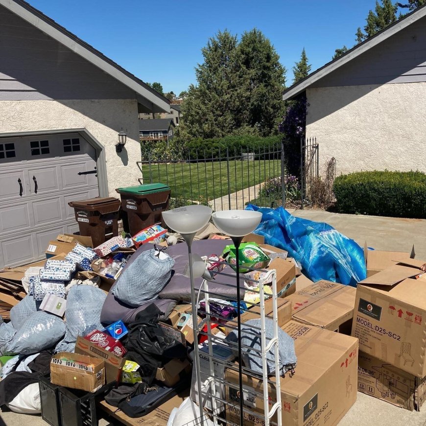Moving Out or Cleaning Up? We Make Junk Disappear